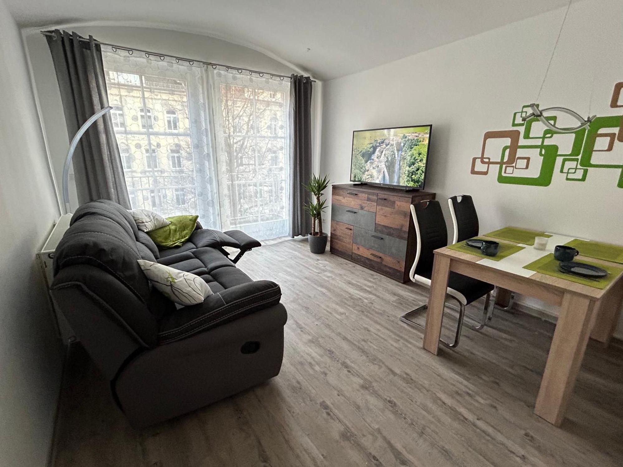 Ruhige Maisonettewohnung Auf Dem Kassberg เคมนิตซ์ ภายนอก รูปภาพ