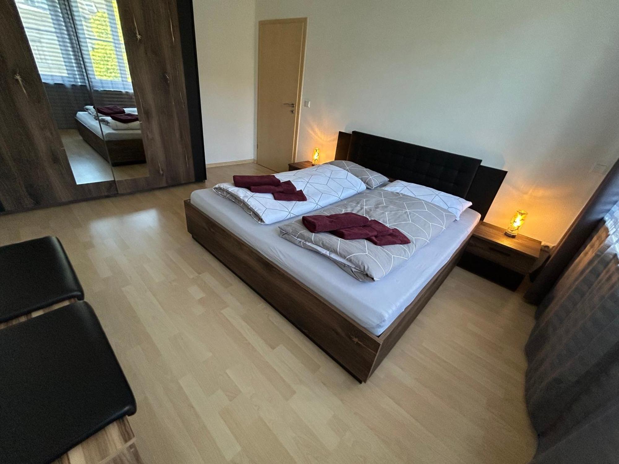Ruhige Maisonettewohnung Auf Dem Kassberg เคมนิตซ์ ภายนอก รูปภาพ