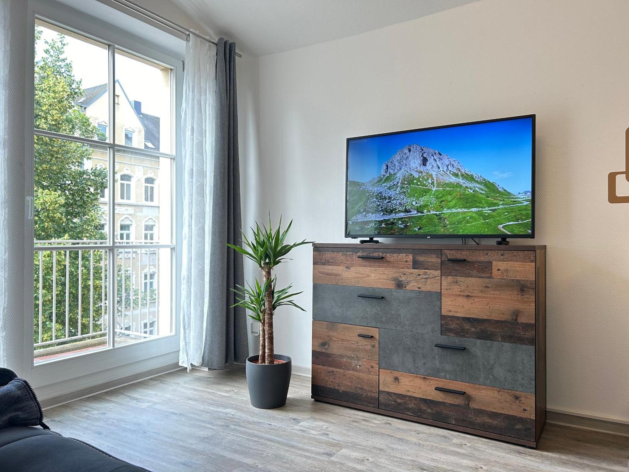 Ruhige Maisonettewohnung Auf Dem Kassberg เคมนิตซ์ ภายนอก รูปภาพ